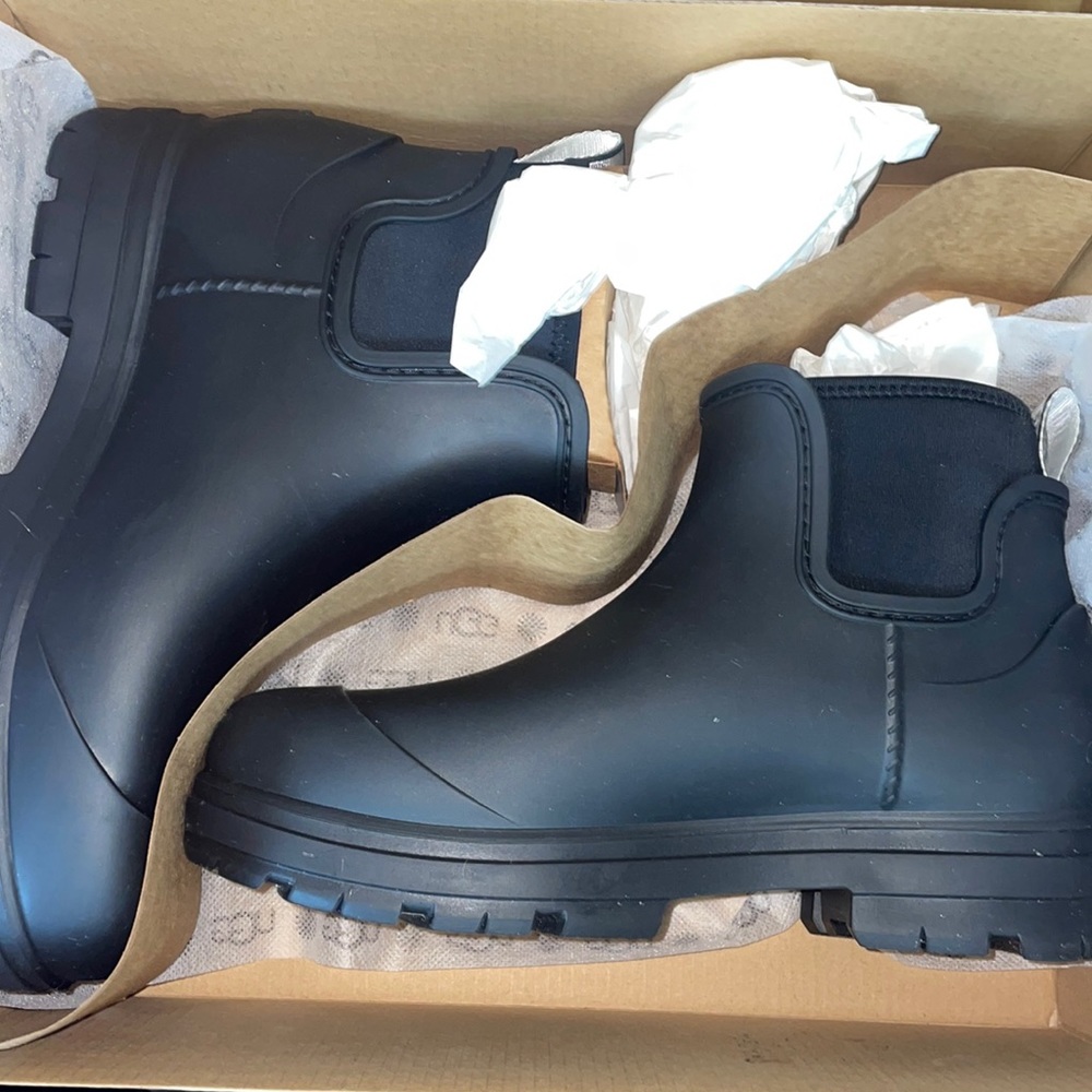 Ugg womens droplet rain boot